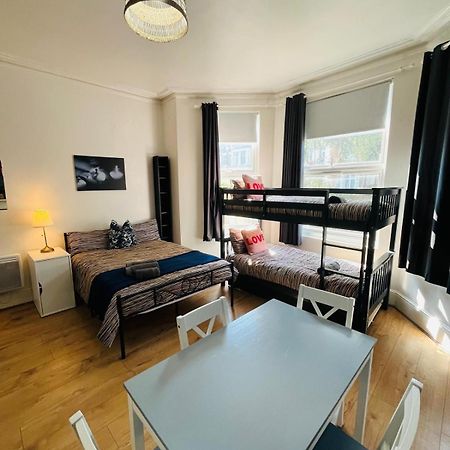 Wonderful Fully-Equipped Studio Near Central London 8 Екстериор снимка