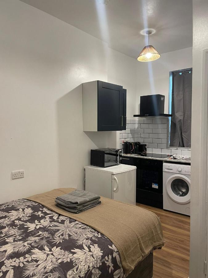 Wonderful Fully-Equipped Studio Near Central London 8 Екстериор снимка