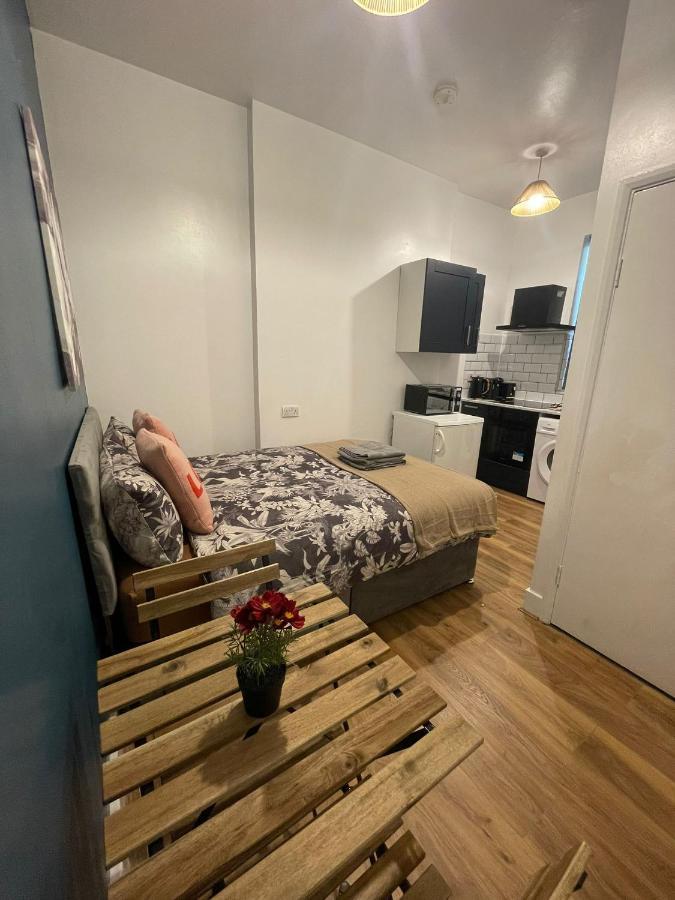 Wonderful Fully-Equipped Studio Near Central London 8 Екстериор снимка