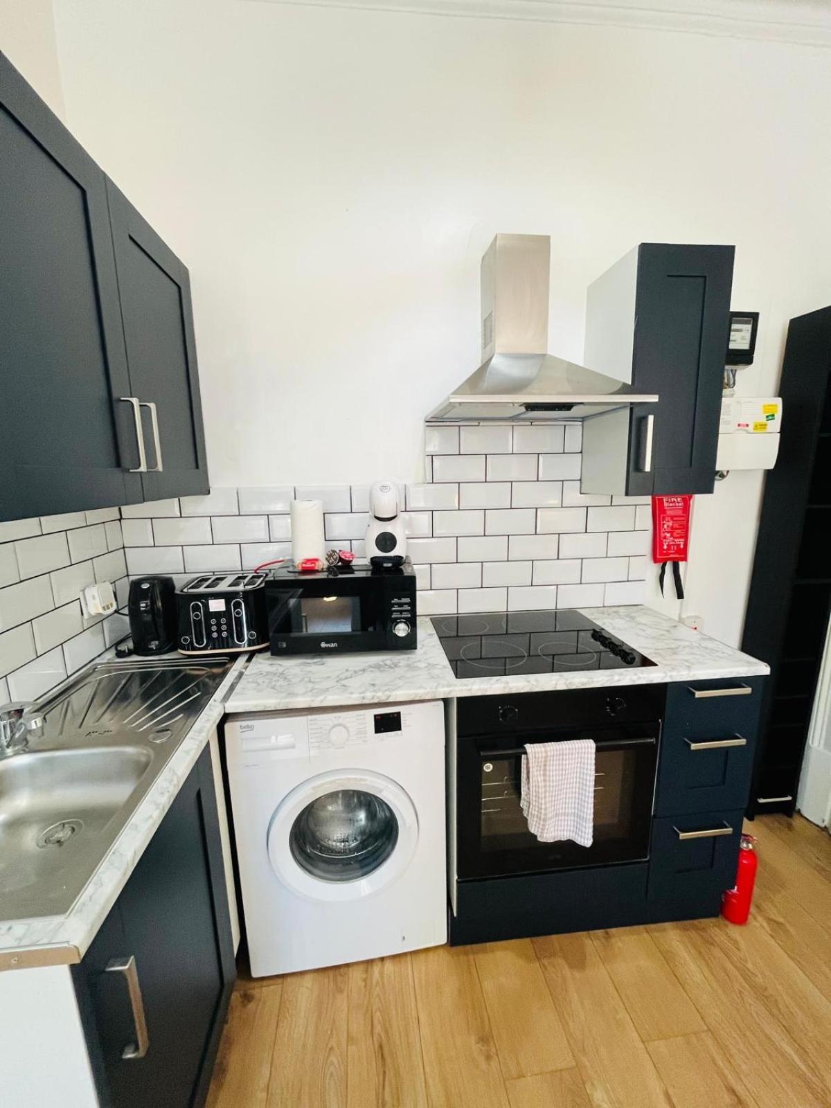 Wonderful Fully-Equipped Studio Near Central London 8 Екстериор снимка
