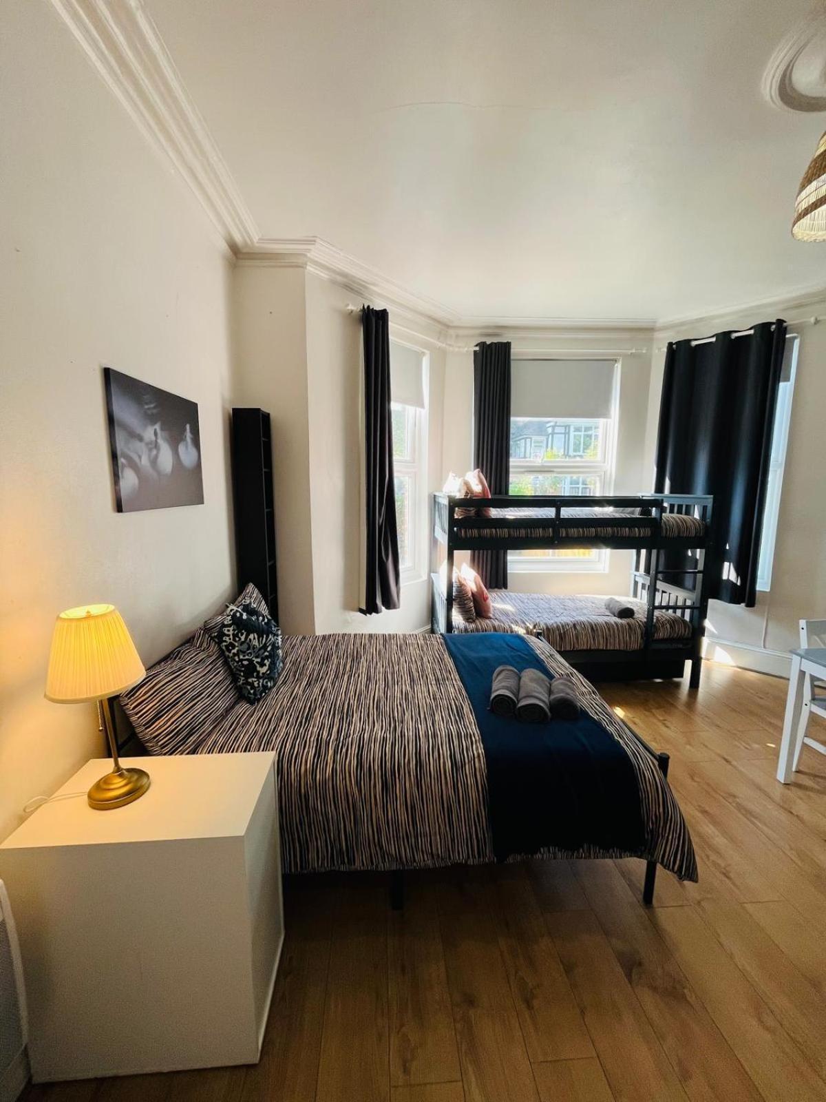 Wonderful Fully-Equipped Studio Near Central London 8 Екстериор снимка