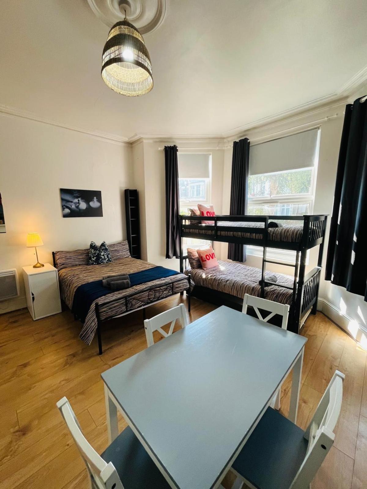 Wonderful Fully-Equipped Studio Near Central London 8 Екстериор снимка